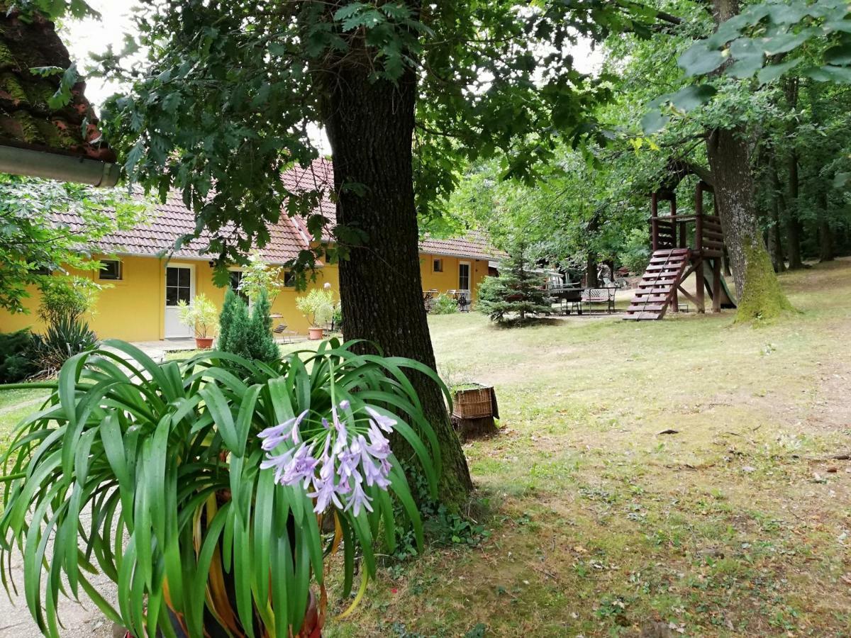 Mohas Vendeghaz Koszeg Mohas Ut 107 Hotel Exterior photo